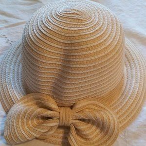 Two toned, beige and cream, stylish hat.